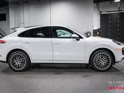 Used 2022 Porsche Cayenne Platinum Edition AWD/4WD image 6