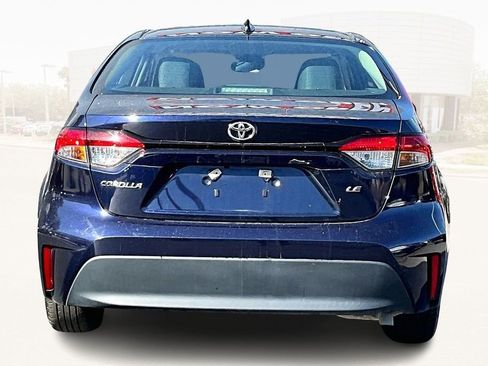 Used 2023 Toyota Corolla LE image 5