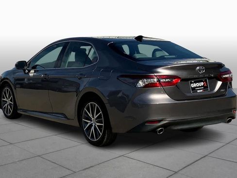 Used 2024 Toyota Camry XLE image 12