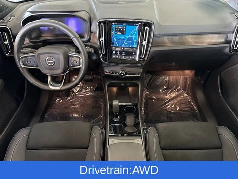Certified 2023 Volvo XC40 Recharge Ultimate image 12