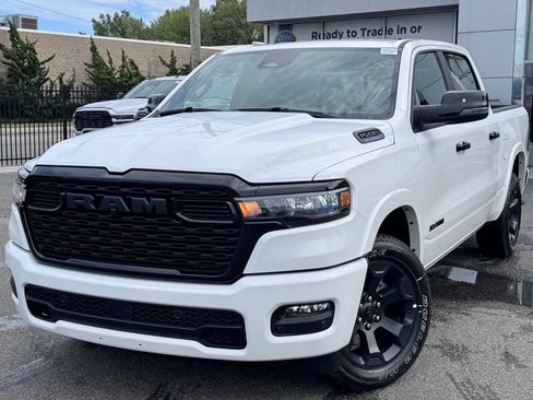 New 2026 RAM 1500 Big Horn AWD/4WD image 3