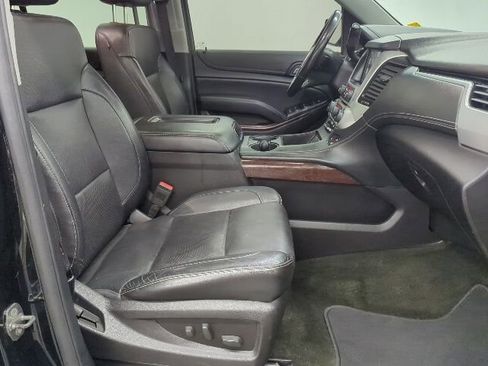 Used 2016 GMC Yukon XL SLT w/ HD Trailering Package AWD/4WD image 30
