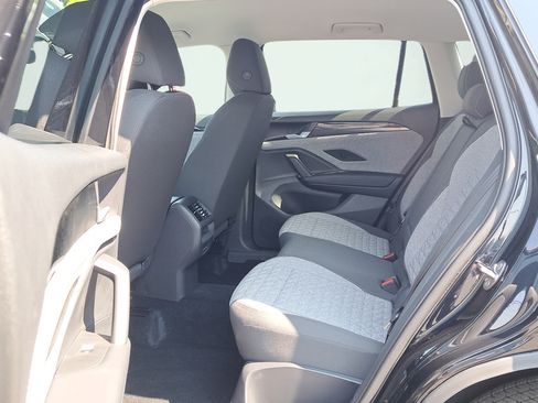 Used 2026 Volkswagen Tiguan S AWD/4WD image 12