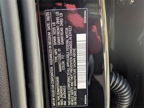 New 2026 Volvo XC40 B5 Ultra w/ Protection Package Premier image 25