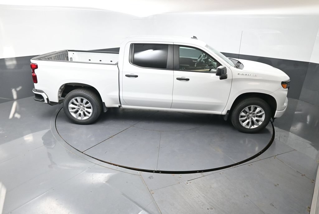 Used 2023 Chevrolet Silverado 1500 Custom AWD/4WD image 40