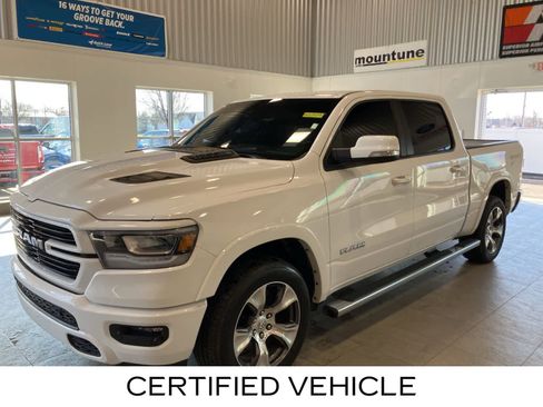Used 2022 RAM 1500 Laramie AWD/4WD image 1