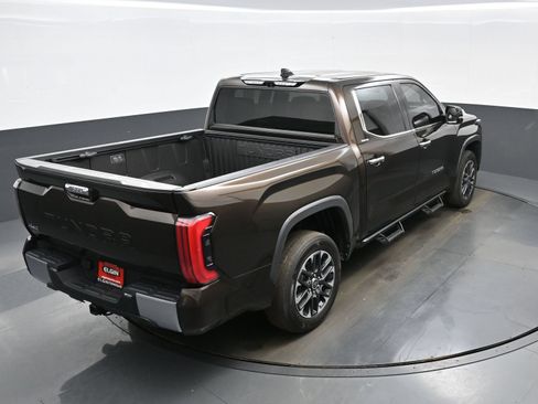 Used 2023 Toyota Tundra Limited AWD/4WD image 40