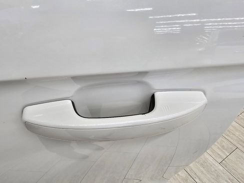 Used 2020 Ford Expedition XLT w/ Equipment Group 202A image 13