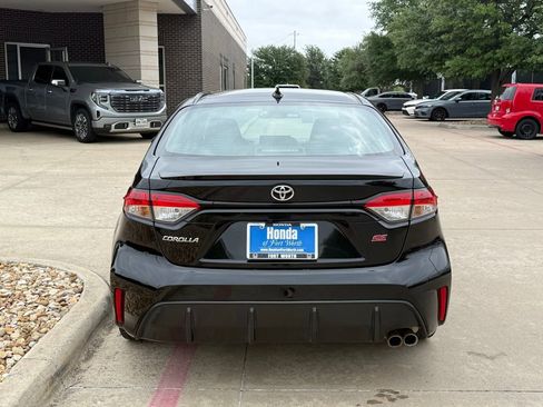 Used 2024 Toyota Corolla SE FWD image 4
