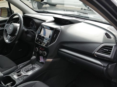 Used 2023 Subaru Forester Premium image 26