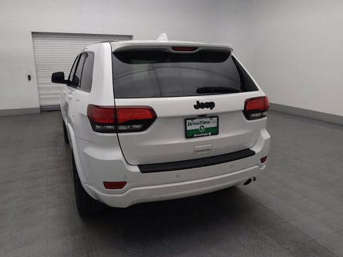 Used 2019 Jeep Grand Cherokee Altitude RWD image 6