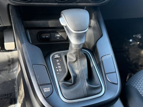 Certified 2025 Kia Soul LX image 20