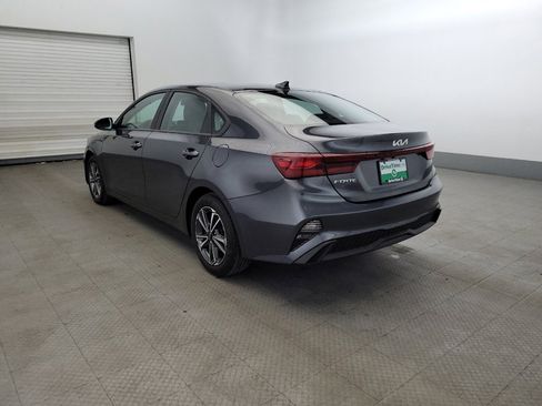 Used 2023 Kia Forte LXS w/ LXS Technology Package FWD image 5