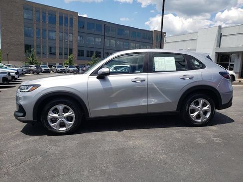 Used 2023 Honda HR-V LX image 4