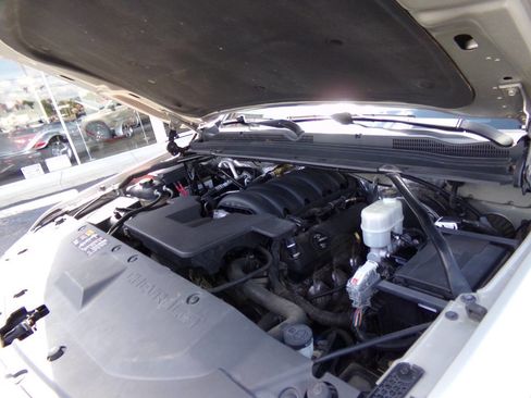 Used 2016 Chevrolet Tahoe LT image 36