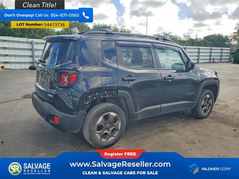 Used 2016 Jeep Renegade Latitude w/ Cold Weather Group AWD/4WD image 4