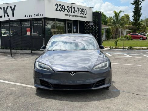 Used 2017 Tesla Model S 75 RWD image 2