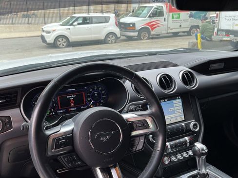 Used 2018 Ford Mustang GT Premium w/ Equipment Group 401A RWD image 11