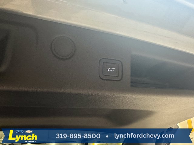 Used 2024 Chevrolet Equinox LT AWD/4WD image 18