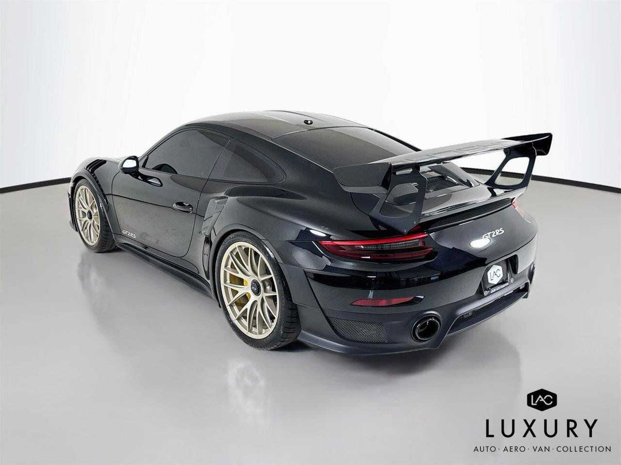 Used 2018 Porsche 911 GT2 RS RWD image 8