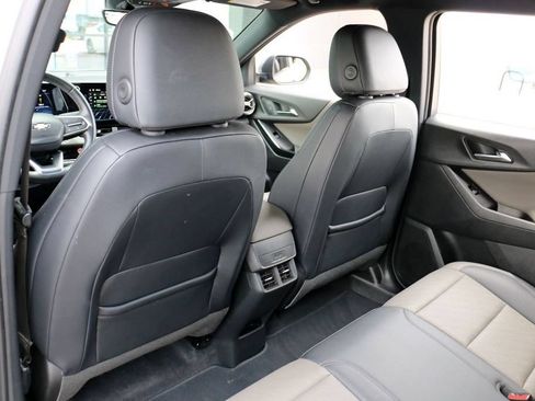 Used 2025 Chevrolet Equinox LT w/ Convenience Package II AWD/4WD image 22