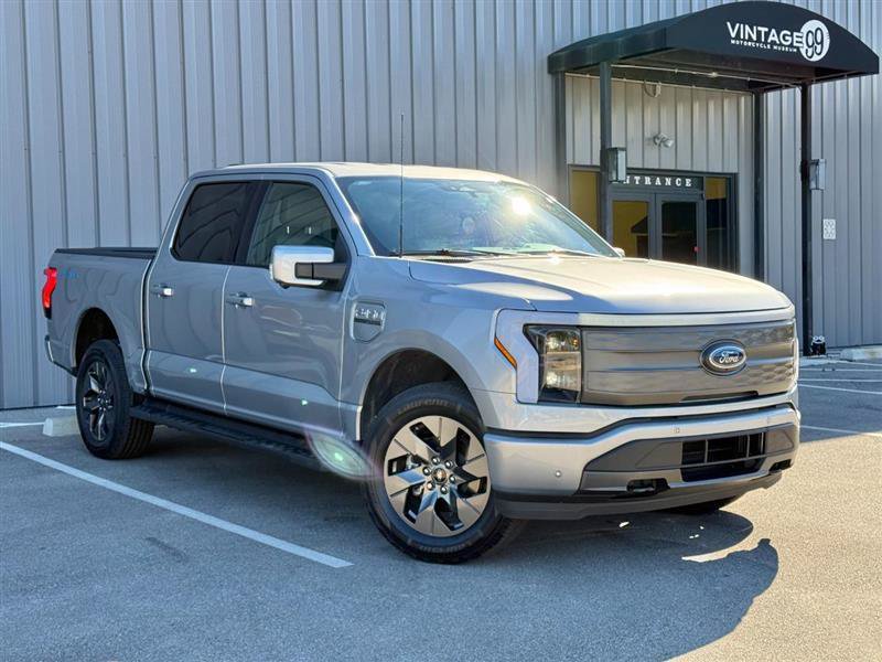 Used 2023 Ford F150 Lightning Lariat w/ Tow Technology Package AWD/4WD image 3