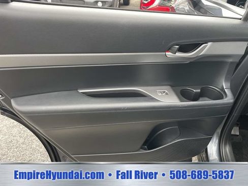Used 2023 Hyundai Palisade SEL AWD/4WD image 16