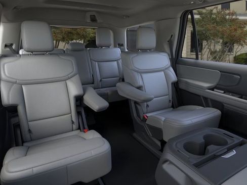 New 2025 Ford Expedition Active RWD image 11