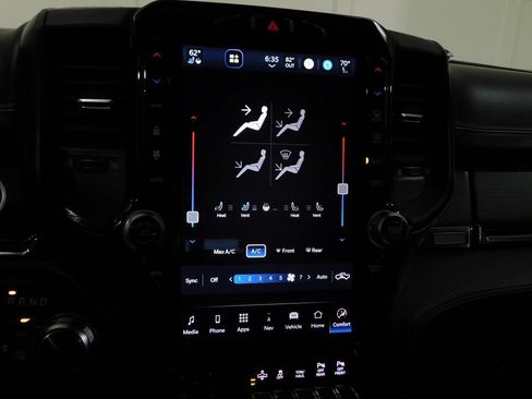 Used 2022 RAM 1500 Limited w/ Body-Colour Bumper Group AWD/4WD image 41
