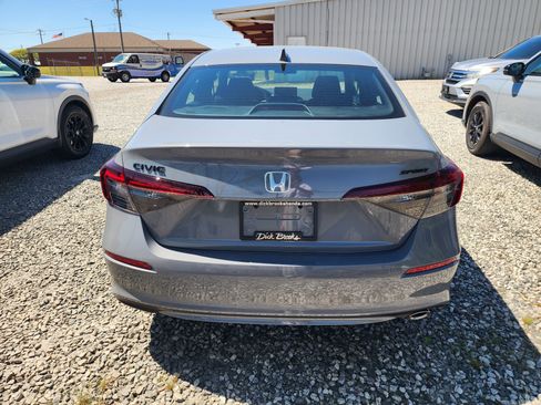 Used 2026 Honda Civic Sport image 5