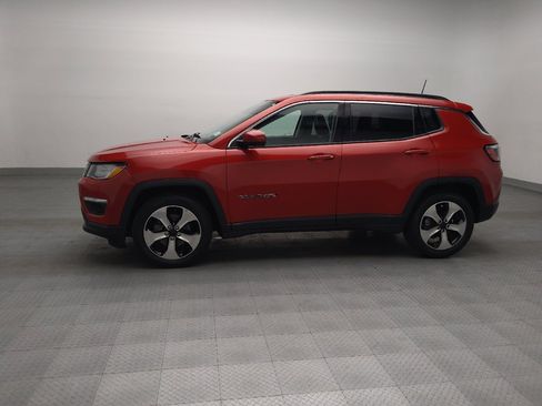 Used 2017 Jeep Compass Latitude w/ Popular Equipment Group FWD image 2