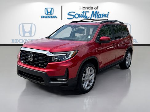 Certified 2024 Honda Passport EX-L image 3