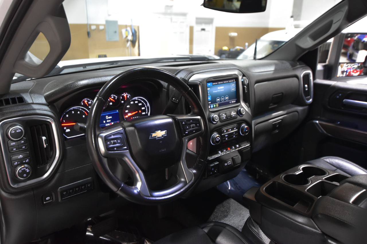 Used 2023 Chevrolet Silverado 3500 LT AWD/4WD image 16