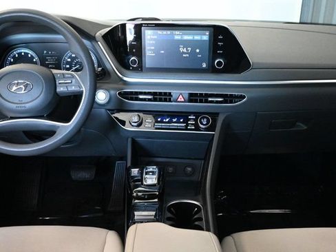 Used 2022 Hyundai Sonata SEL w/ Cargo Package FWD image 11