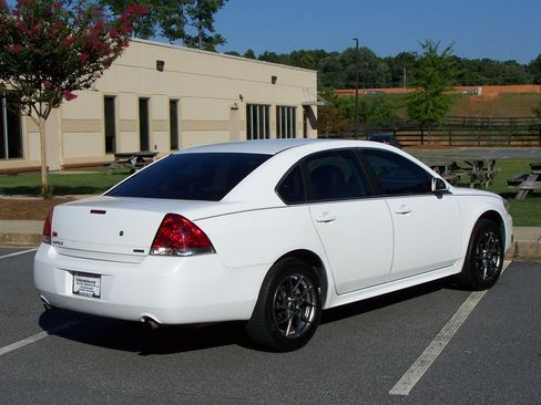 Used 2016 Chevrolet Impala Police FWD image 4