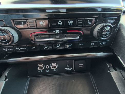 Certified 2023 Jeep Grand Cherokee Limited w/ Luxury Tech Group II AWD/4WD image 16