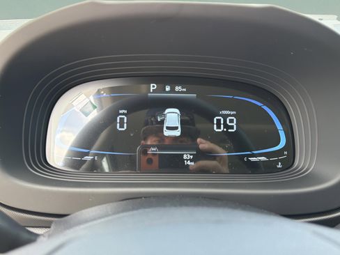 New 2026 Hyundai Venue SEL FWD image 18