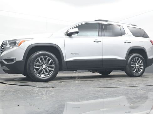 Used 2019 GMC Acadia SLT image 27