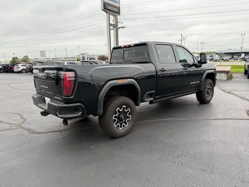 Used 2024 GMC Sierra 2500 AT4X AWD/4WD image 6