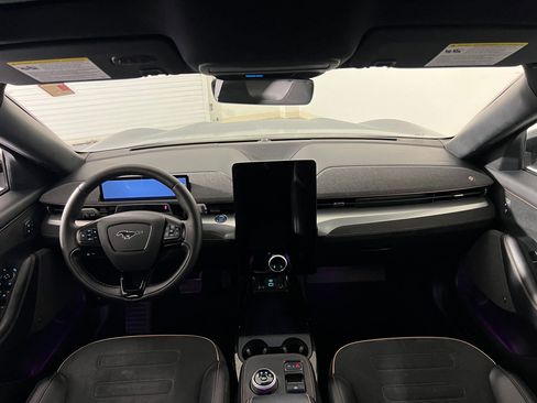 Used 2021 Ford Mustang Mach-E GT image 16