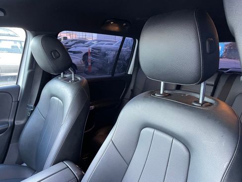 Used 2022 Mercedes-Benz GLB 250 image 25