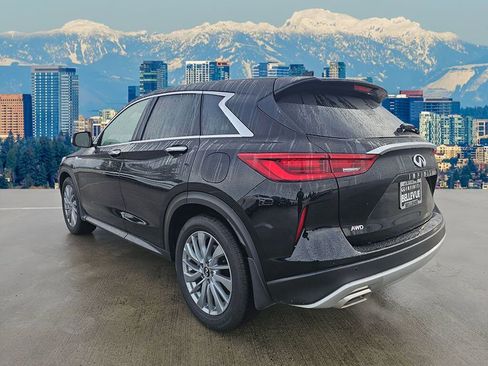 New 2025 INFINITI QX50 Pure image 5