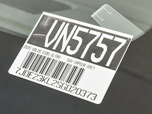 New 2025 Volvo EX90 Ultra w/ Protection Package Premier image 37