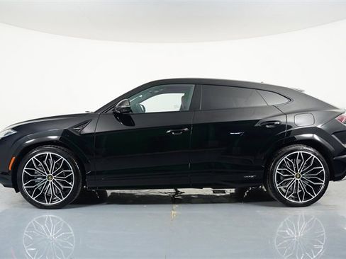 Used 2025 Lamborghini Urus SE image 21