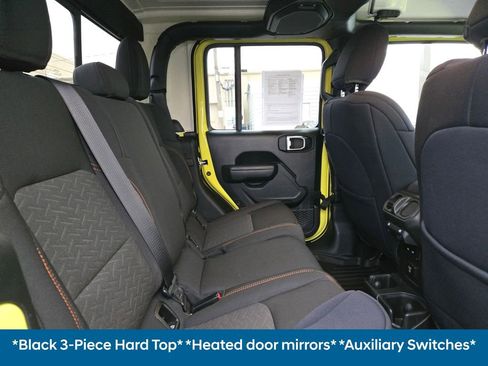 Used 2023 Jeep Gladiator Mojave w/ Cold Weather Group image 15