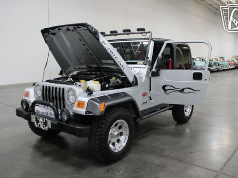 Used 2003 Jeep Wrangler Rubicon image 36