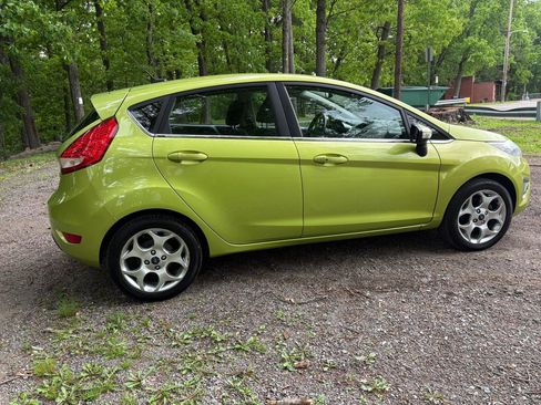 Used 2011 Ford Fiesta SES w/ 301A Rapid Spec Order Code FWD image 8