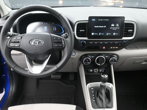 New 2026 Hyundai Venue SEL image 11