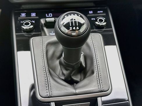 Certified 2023 Porsche 911 Carrera T RWD image 20