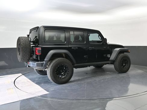 Used 2021 Jeep Wrangler Unlimited Sport w/ Sun And Sound Package AWD/4WD image 8